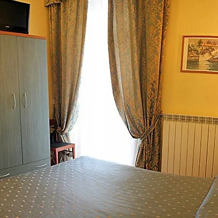 Atena Otel 2*