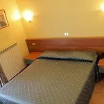 Ξενοδοχείο Atena
