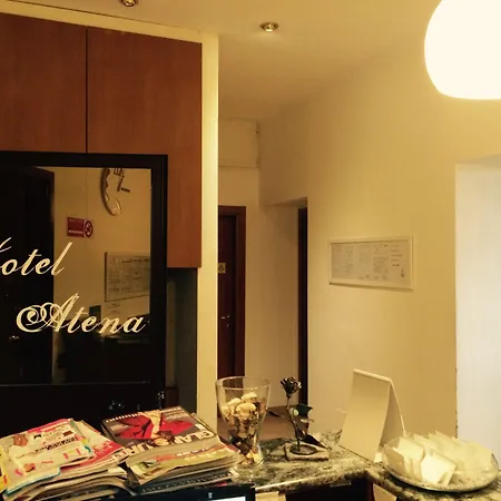Atena فندق ميلان