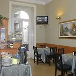 Atena Hotel 2*