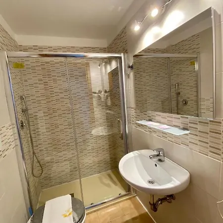 Atena 2* Milan