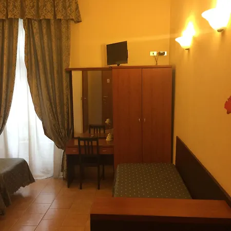 Hotel Atena 2*