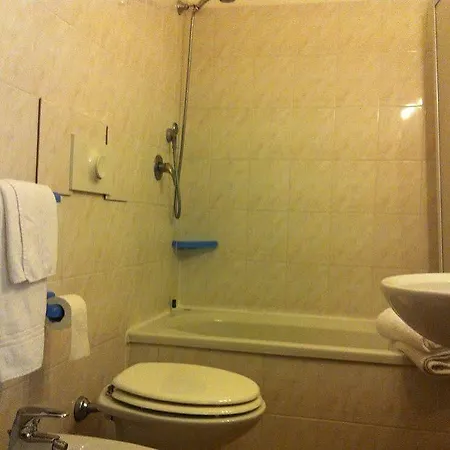Atena 2* Milan